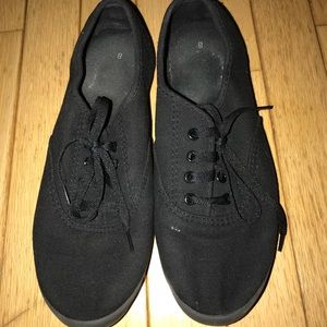 Black Canvas Sneakers | Size 8